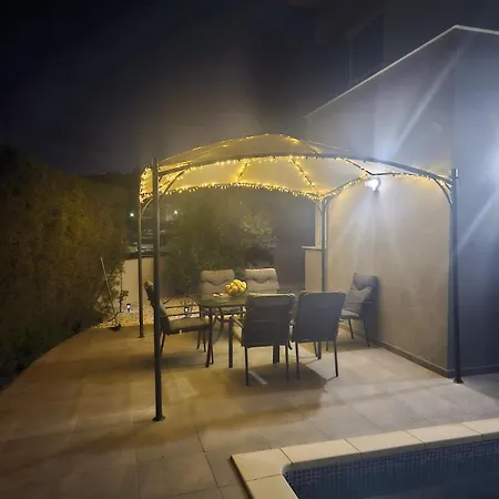 3 Bedroom Βίλα *