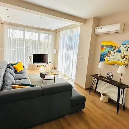 3 Bedroom Vila